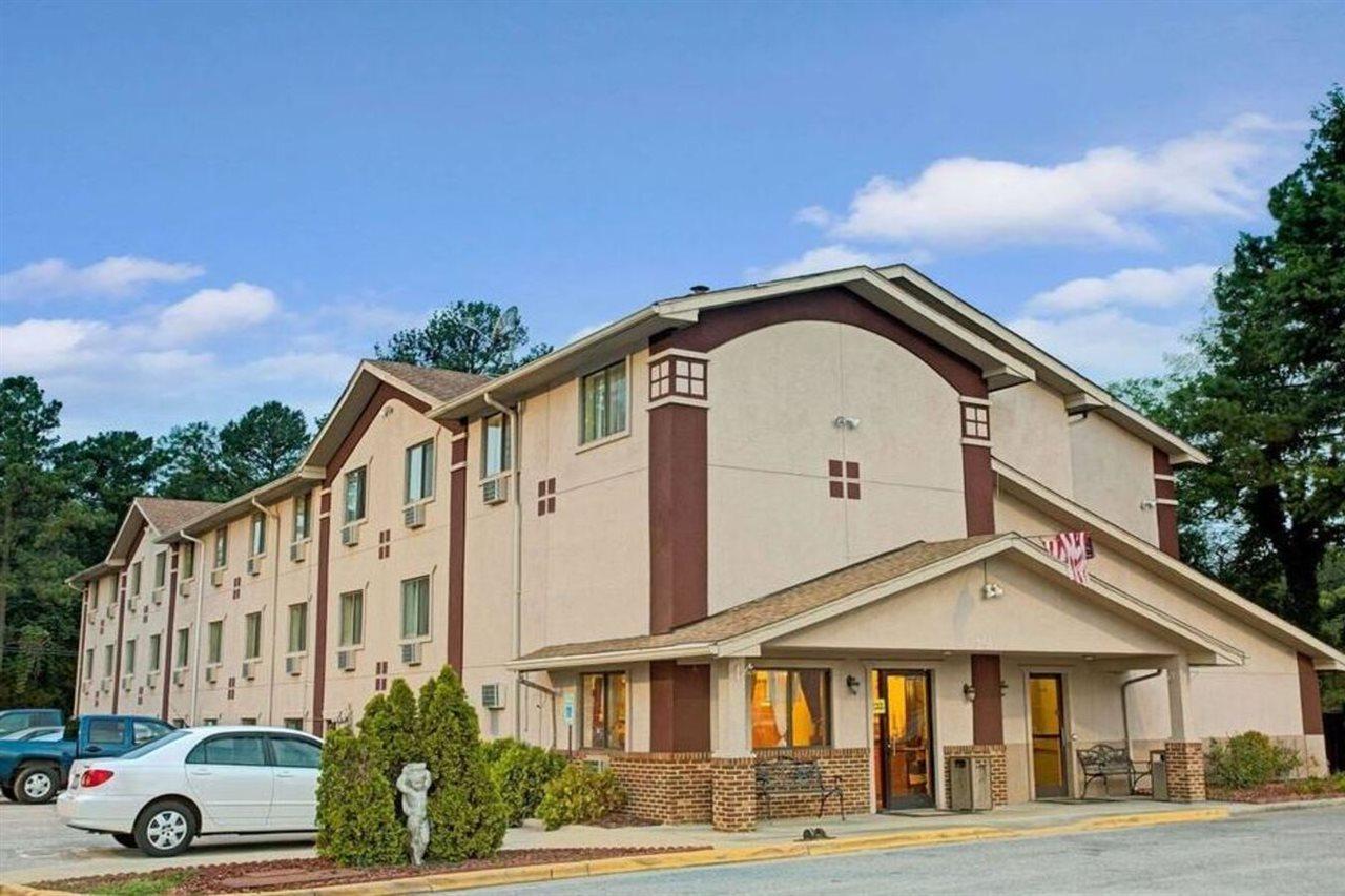 Econo Lodge Spring Lake Exterior photo