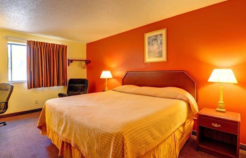 Econo Lodge Spring Lake Room photo